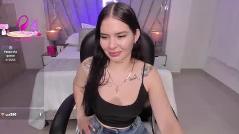 saracruz online show from June 16, 2026, 4:04 am