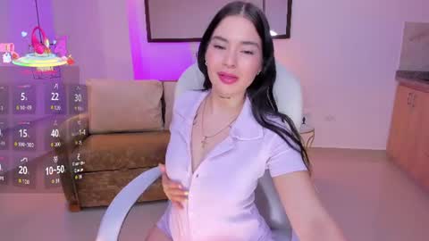 saracruz online show from June 23, 2026, 3:48 am