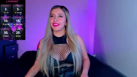 saradiazxxx online show from June 19, 2026, 7:45 am