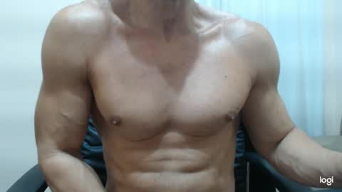 Snapshot of saradorj92 chatting on February 2, 2025, 9:34 pm saradorj92 online show from February 2, 2025, 9:34 pm