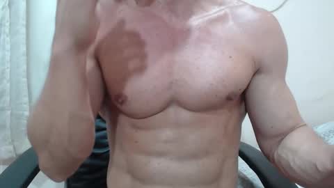 saradorj92 online show from December 20, 2025, 3:02 am