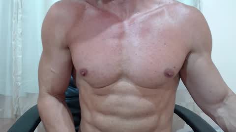 saradorj92 online show from January 7, 2026, 12:13 am