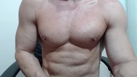 saradorj92 online show from February 8, 2026, 1:09 am