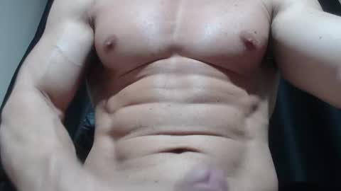 Snapshot of saradorj92 chatting on July 30, 2026, 1:37 am saradorj92 online show from July 30, 2026, 1:37 am