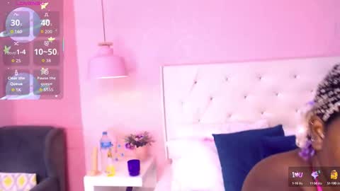 saradunss online show from October 8, 2025, 11:08 am