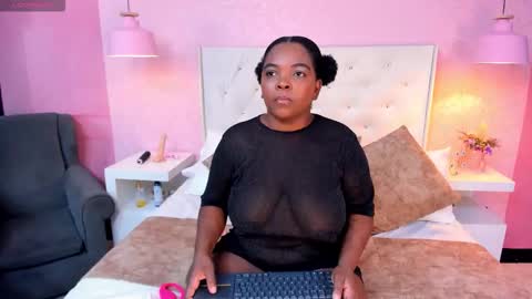 saradunss online show from October 12, 2025, 1:43 pm