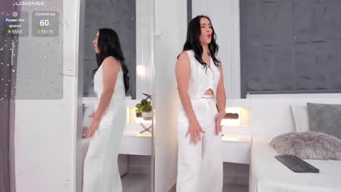  Sara Gomez  online show from December 24, 2024, 5:02 pm