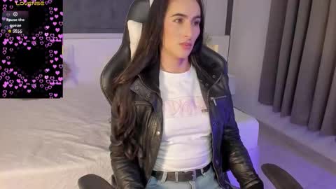  Sara Gomez  online show from January 10, 2026, 1:35 pm