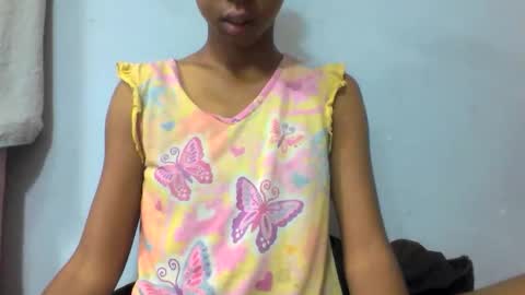 sarah146341 online show from December 21, 2025, 4:52 am