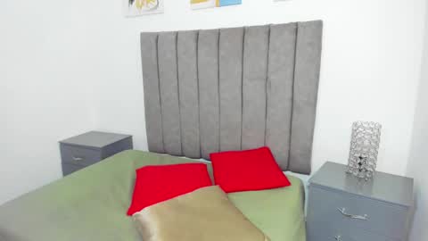 sarah__bigboobs online show from February 19, 2025, 4:12 am