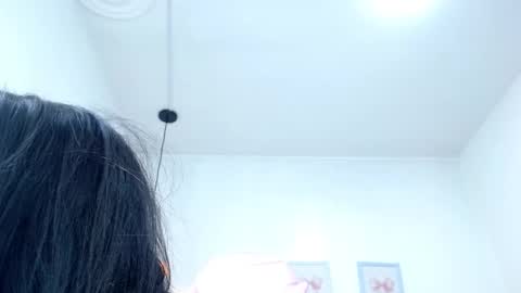 Sarah Moon online show from January 13, 2026, 5:29 pm