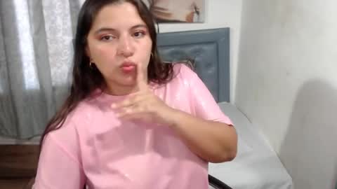 Snapshot of sarah_acero chatting on May 31, 2026, 12:23 pm sarah online show from May 31, 2026, 12:23 pm