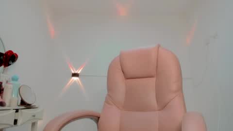 Snapshot of sarah_angelll chatting on March 18, 2026, 11:41 pm sarah online show from March 18, 2026, 11:41 pm