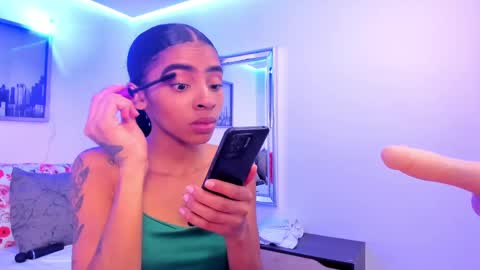 Snapshot of sarah_ashbourne chatting on September 9, 2025, 12:05 pm sarah_ashbourne online show from September 9, 2025, 12:05 pm