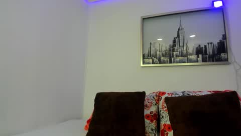 Snapshot of sarah_ashbourne chatting on October 9, 2025, 11:30 am sarah_ashbourne online show from October 9, 2025, 11:30 am