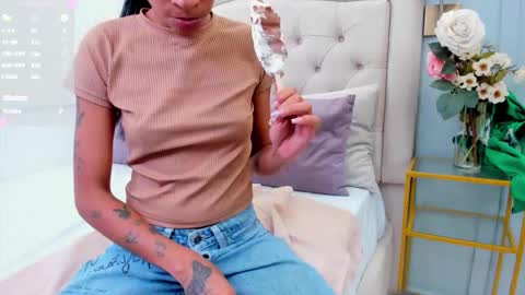 Snapshot of sarah_ashbourne chatting on October 12, 2025, 7:46 pm sarah_ashbourne online show from October 12, 2025, 7:46 pm