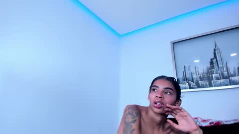 Snapshot of sarah_ashbourne chatting on October 22, 2025, 2:50 pm sarah_ashbourne online show from October 22, 2025, 2:50 pm