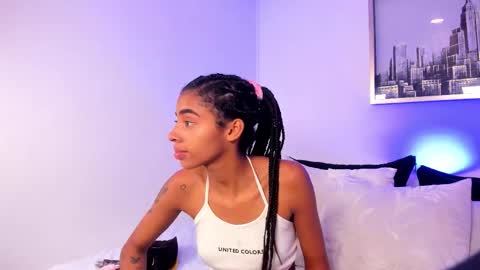 Snapshot of sarah_ashbourne chatting on October 27, 2025, 12:53 pm sarah_ashbourne online show from October 27, 2025, 12:53 pm