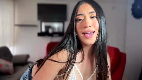 Dani online show from January 28, 2025, 7:21 pm