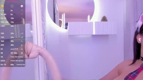 Snapshot of sarah_bonneth chatting on January 18, 2025, 6:10 pm Sarah Bonneth online show from January 18, 2025, 6:10 pm