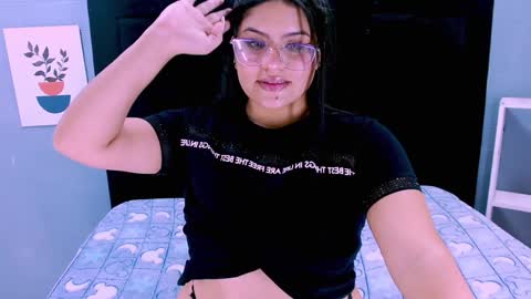 Snapshot of sarah_cream chatting on January 10, 2025, 8:48 pm Sarah online show from January 10, 2025, 8:48 pm
