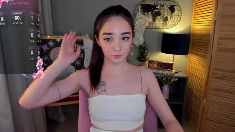 sarah_grows online show from December 15, 2024, 12:28 pm