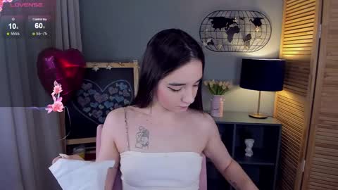 sarah_grows online show from February 19, 2025, 11:38 am