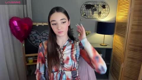 sarah_grows online show from February 26, 2025, 8:37 am