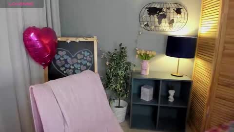 sarah_grows online show from February 27, 2025, 8:39 am