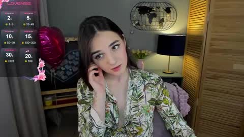 sarah_grows online show from March 8, 2025, 11:27 am