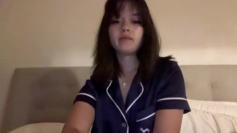 Sarah Heart Aus online show from December 27, 2024, 11:50 am