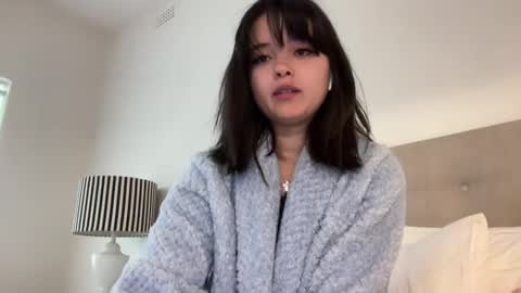 Sarah Heart Aus online show from December 28, 2024, 7:00 am