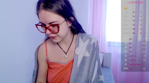 Snapshot of sarah_hs chatting on January 19, 2026, 5:55 am Sarah online show from January 19, 2026, 5:55 am