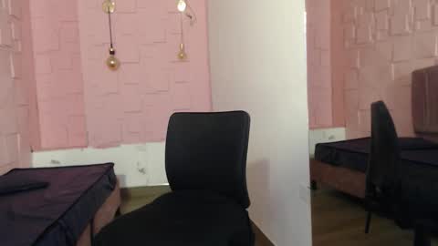 Sarah  online show from February 3, 2026, 6:22 am