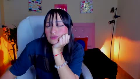 Sarah Ramirez online show from December 10, 2024, 7:47 am