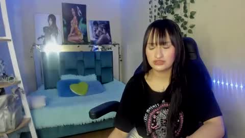 Sarah Ramirez online show from February 3, 2025, 11:53 am