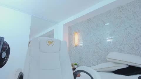 sarah online show from September 30, 2025, 12:21 pm