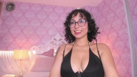 Sarah online show from May 1, 2026, 3:44 am