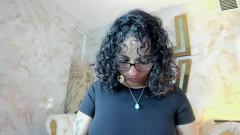 Snapshot of sarah_sluty chatting on June 26, 2026, 2:27 am Sarah online show from June 26, 2026, 2:27 am