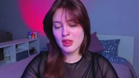 Sarah online show from June 20, 2026, 10:45 pm