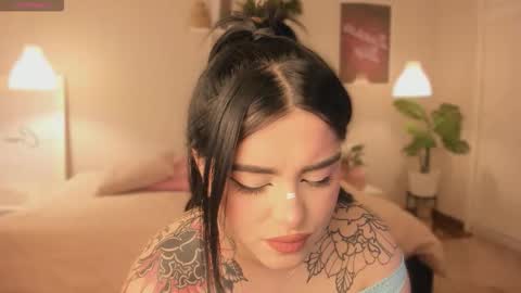   online show from September 12, 2025, 6:13 am