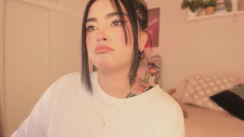   online show from September 24, 2025, 5:55 am