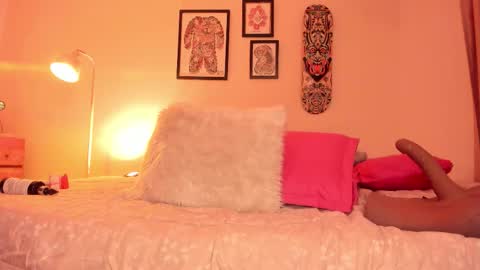 Snapshot of sarah_volkov chatting on March 21, 2026, 8:19 am online show from March 21, 2026, 8:19 am