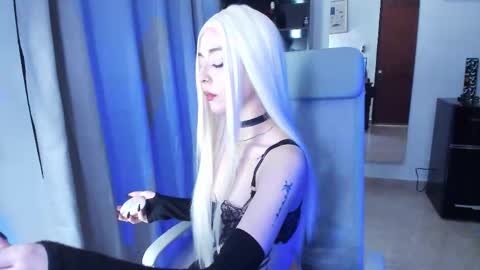 Sarah online show from November 22, 2025, 9:41 am