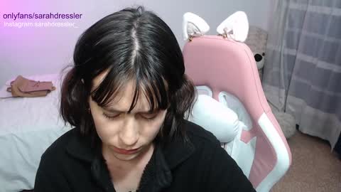 sarahdressler online show from January 22, 2025, 12:38 am