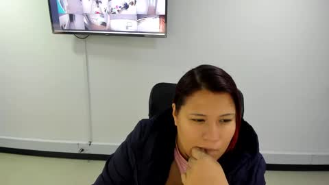 saraheart_cg online show from March 5, 2025, 11:49 am