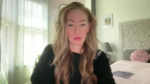 Sarah online show from May 7, 2026, 7:19 pm