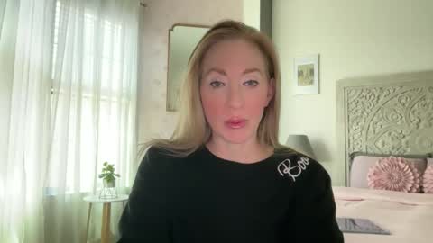 Sarah online show from May 24, 2026, 6:46 pm