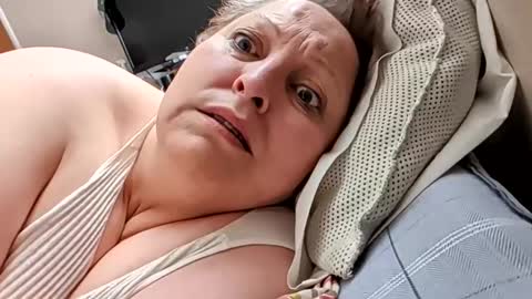 MamaStarr   online show from February 7, 2026, 8:23 pm