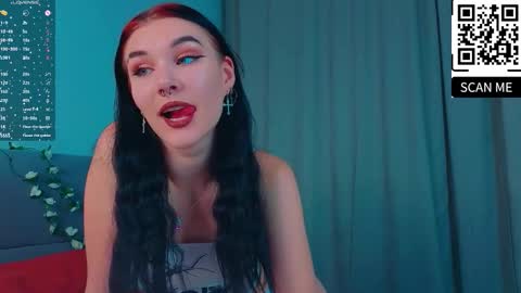 Snapshot of sarahhunny chatting on October 4, 2025, 9:13 pm Sarah online show from October 4, 2025, 9:13 pm